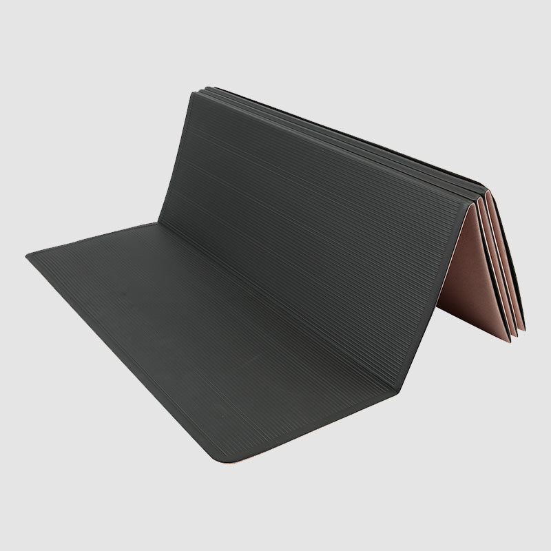 Eight-Deal Folding Mat