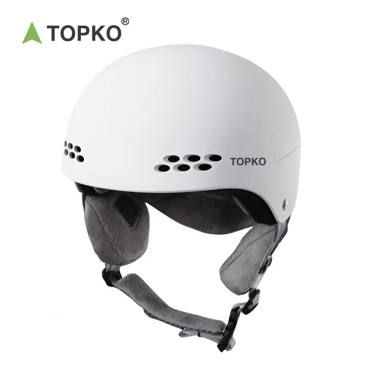 Ski helmet