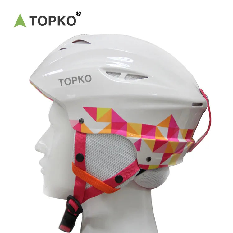 Ski helmet