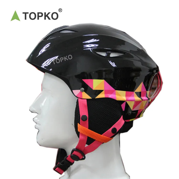 Ski helmet