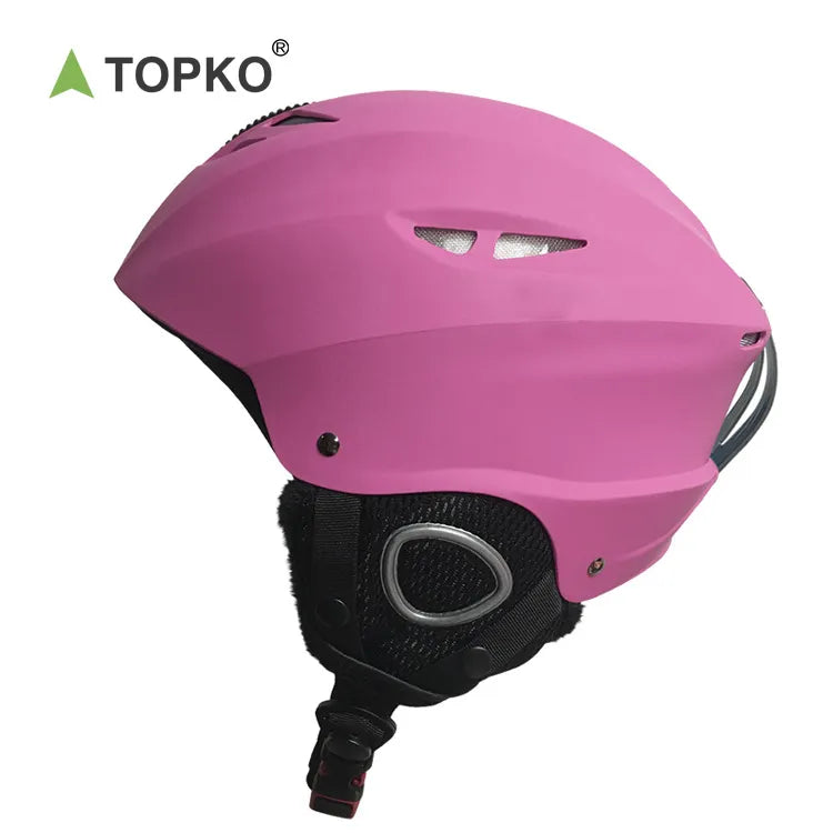 Ski helmet